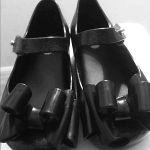 Mini Melissa black glitter toddler size 9